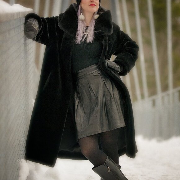 Faux Fur Zara black Coat - Picture 1 of 6